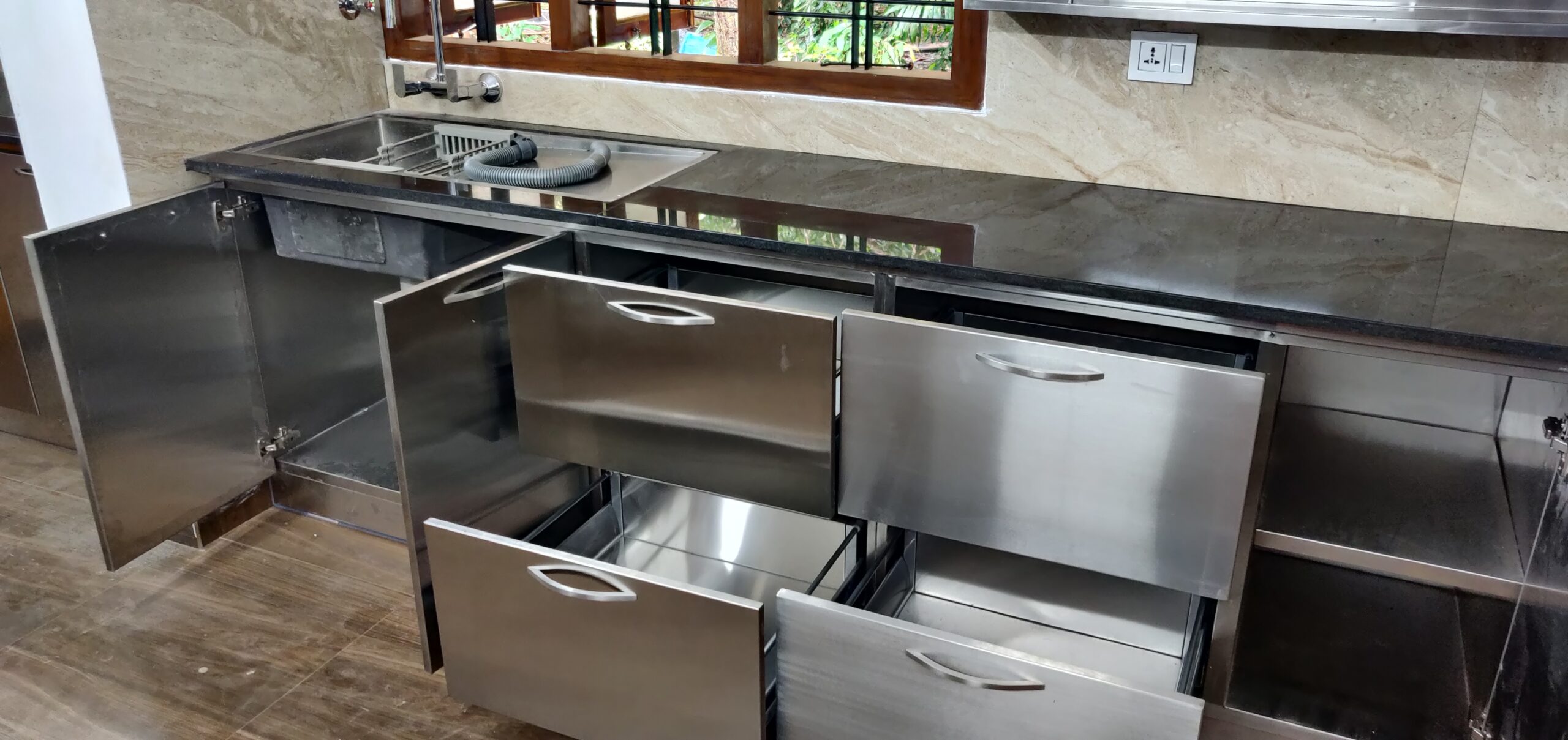 Drawers/Doors, all stainless steel for hygienic living